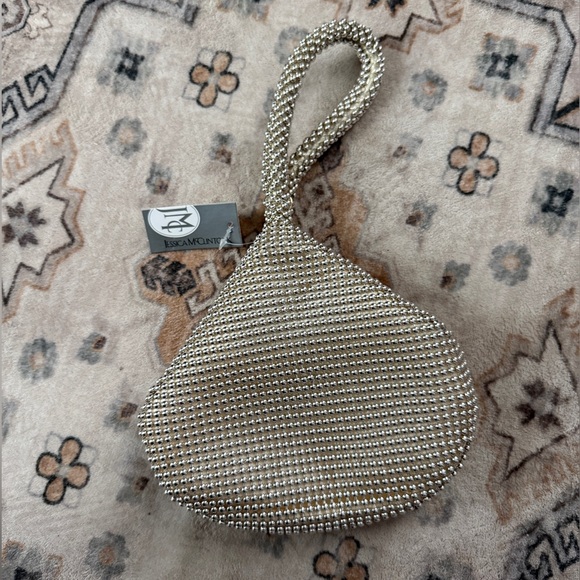 NWT Jessica McClintock Staci Mesh Wristlet Pouch - Light Gold - OS - Picture 2 of 4